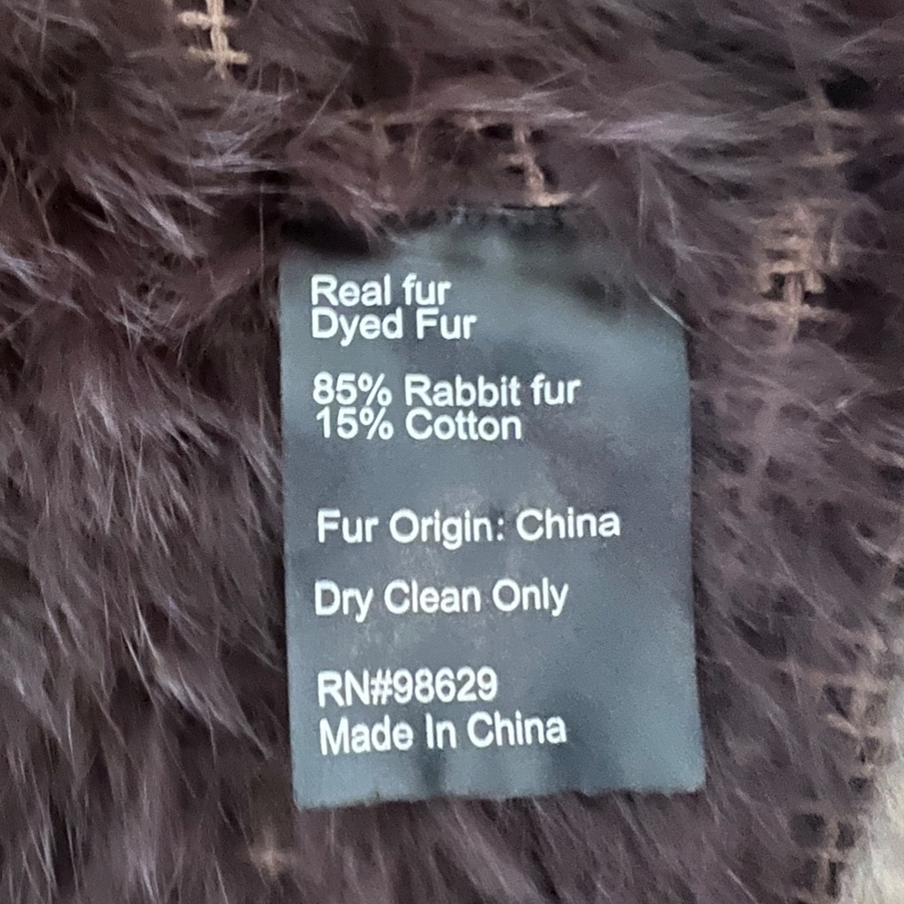 Real Rabbit Fur Vest - Picture 2 of 2